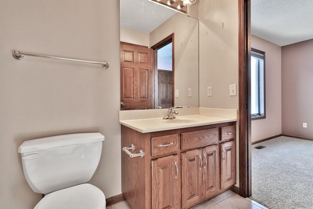 13599 Keystone Avenue N, Hugo, MN 55038