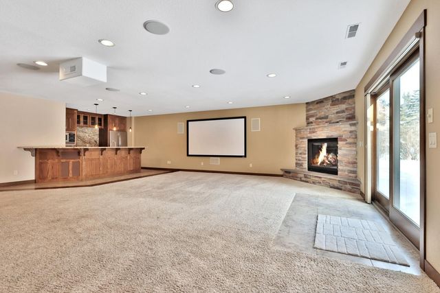 13599 Keystone Avenue N, Hugo, MN 55038