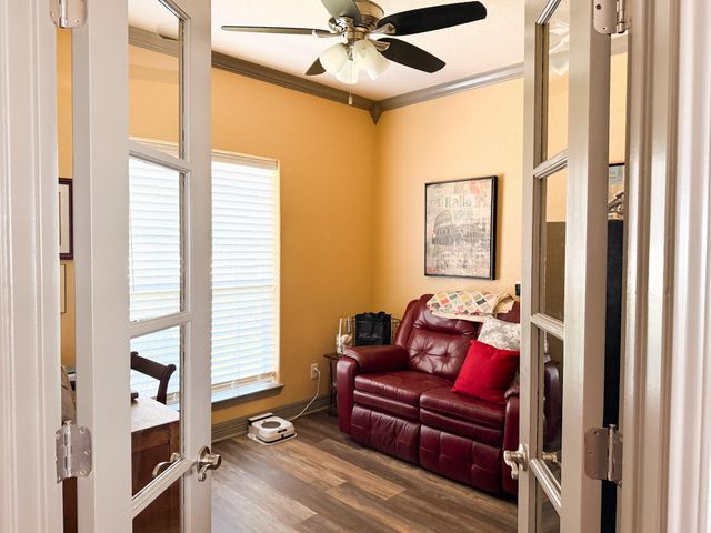 20274 County Road 376, Marquez, TX 77865