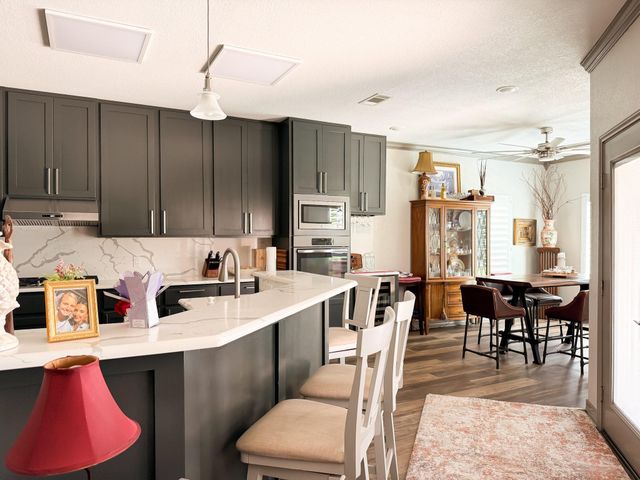 20274 County Road 376, Marquez, TX 77865