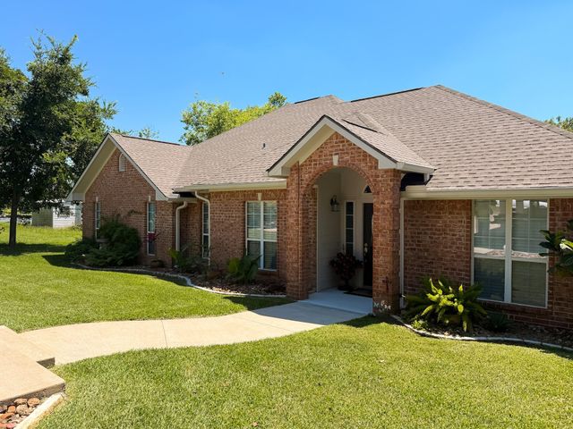 20274 County Road 376, Marquez, TX 77865