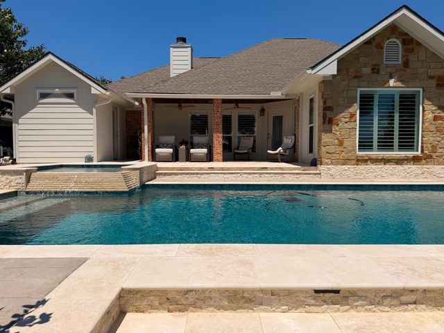 20274 County Road 376, Marquez, TX 77865