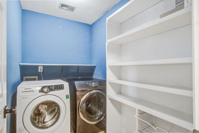 11 Stutz Court, Charleston, SC 29414