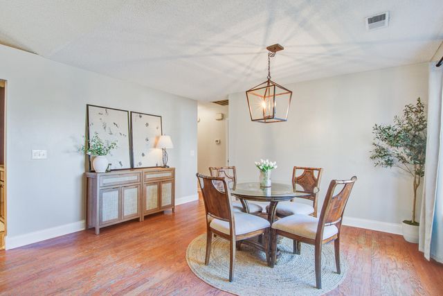 11 Stutz Court, Charleston, SC 29414