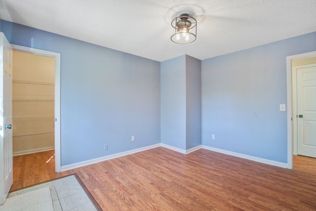 11 Stutz Court, Charleston, SC 29414