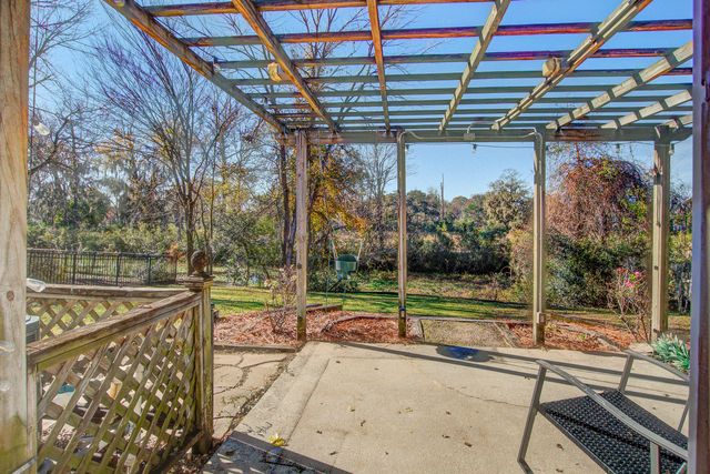 11 Stutz Court, Charleston, SC 29414