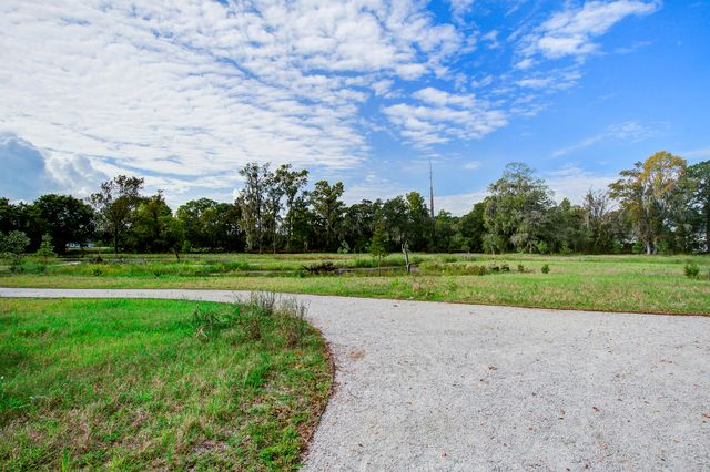 11 Stutz Court, Charleston, SC 29414