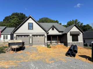 123 Gado Way, Loudon, TN 37774