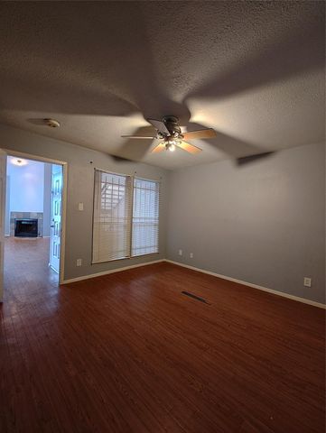 10855 Meadowglen Lane 928, Houston, TX 77042