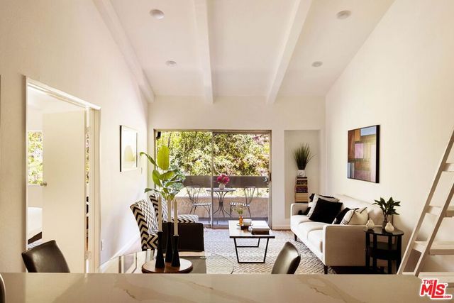 2700 Cahuenga Boulevard 4303, Los Angeles, CA 90068