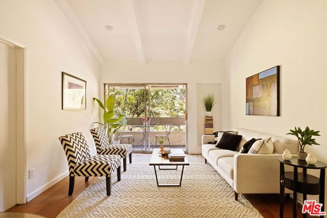 2700 Cahuenga Boulevard 4303, Los Angeles, CA 90068