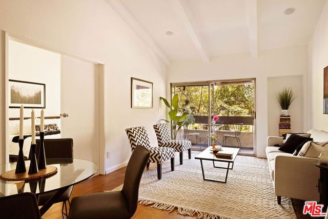 2700 Cahuenga Boulevard 4303, Los Angeles, CA 90068