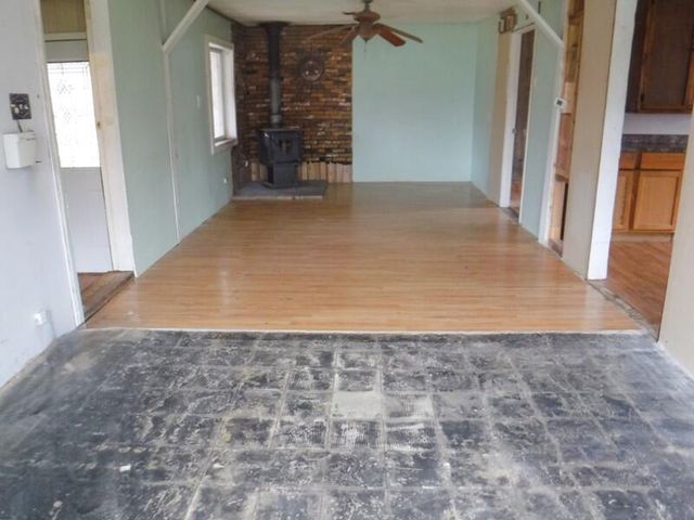 41704 6th Avenue, Bloomingdale, MI 49026