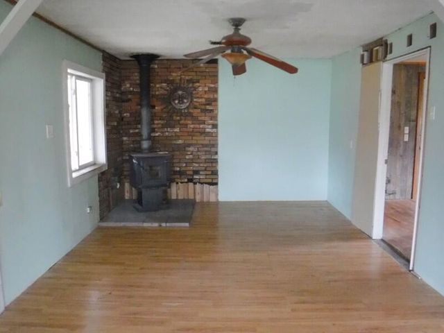 41704 6th Avenue, Bloomingdale, MI 49026