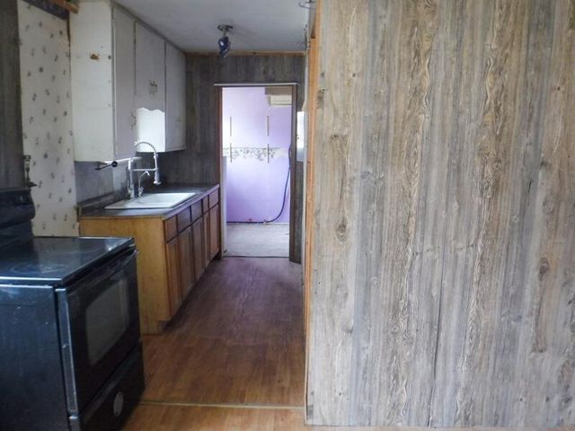 41704 6th Avenue, Bloomingdale, MI 49026