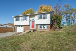 419 Manor Road, Delmont, PA 15626