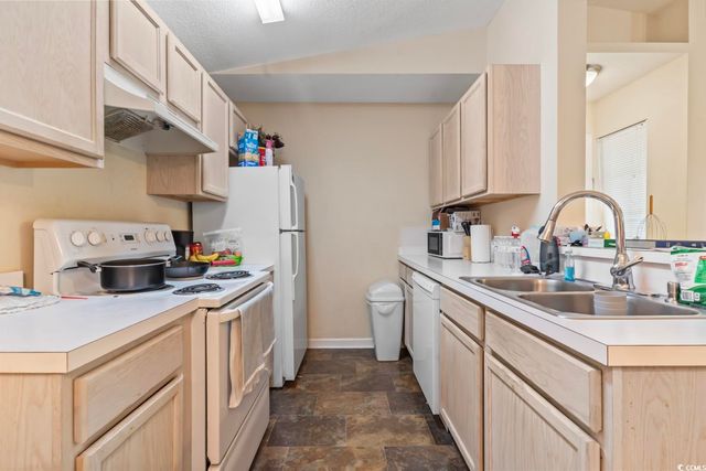 2280 Andover Dr Apt L, Surfside Beach, SC 29575