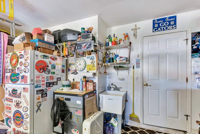 6835 WINSLOW STREET, Sarasota, FL 34243