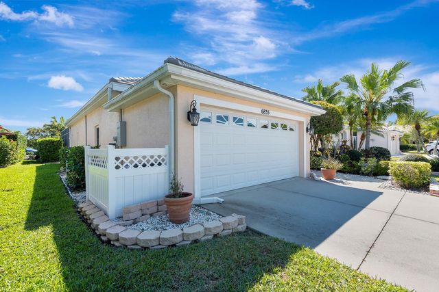 6835 WINSLOW STREET, Sarasota, FL 34243