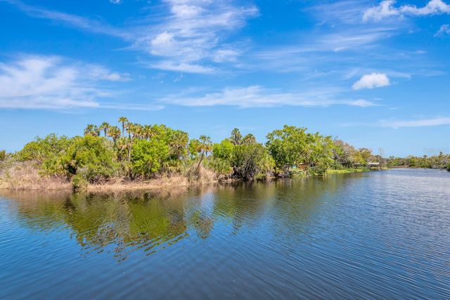 6835 WINSLOW STREET, Sarasota, FL 34243