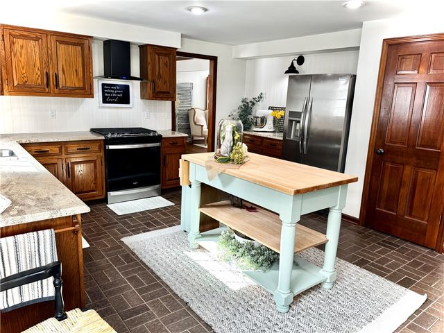 273 Rockdale Road, Penn Twp, PA 16002