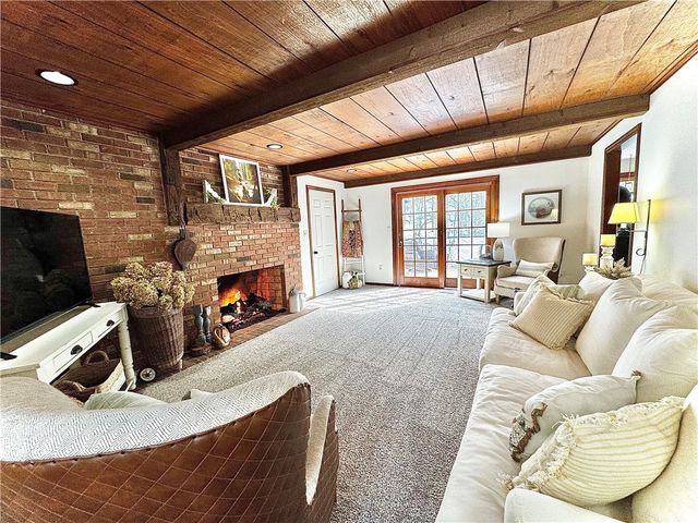 273 Rockdale Road, Penn Twp, PA 16002