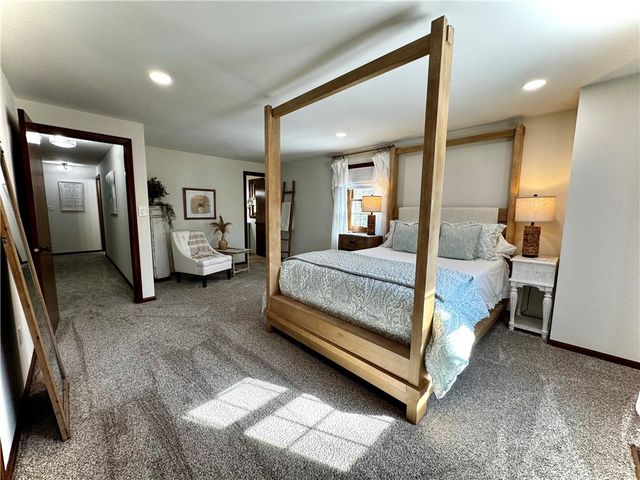 273 Rockdale Road, Penn Twp, PA 16002