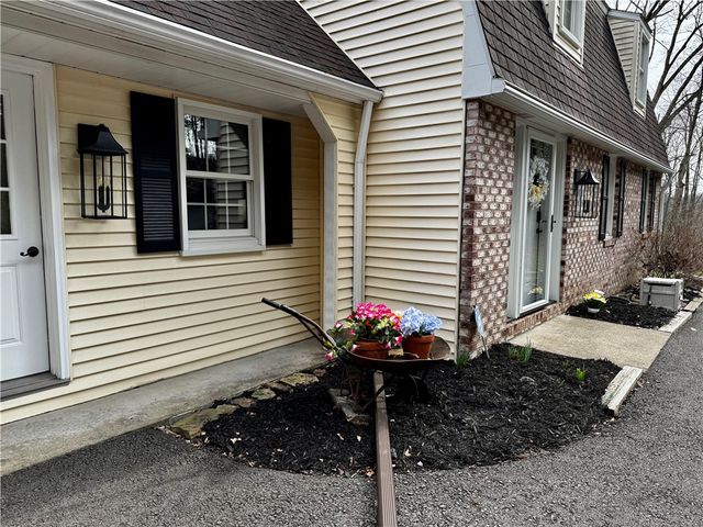 273 Rockdale Road, Penn Twp, PA 16002