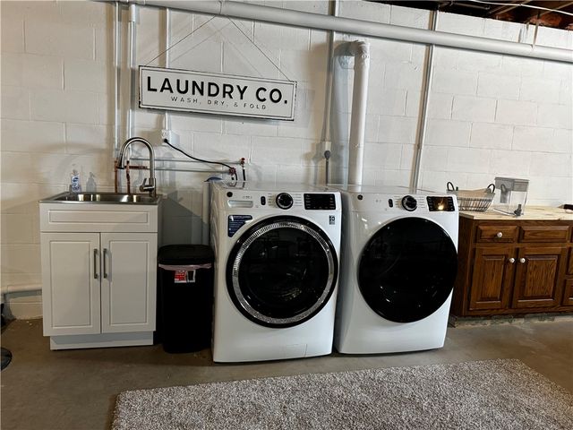 273 Rockdale Road, Penn Twp, PA 16002