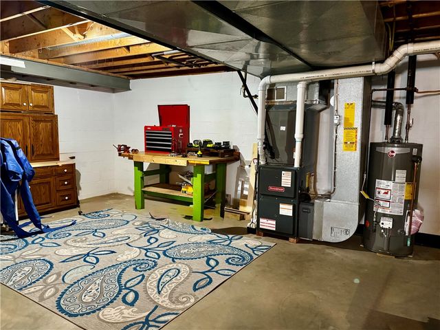 273 Rockdale Road, Penn Twp, PA 16002