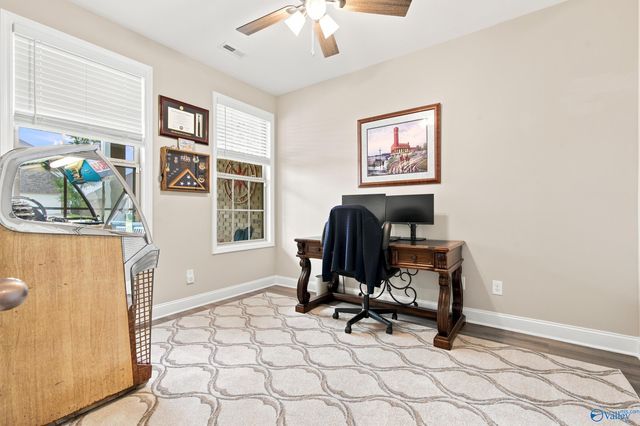29216 Crawfish Drive NW, Harvest, AL 35749