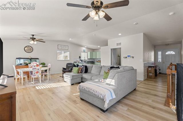 7152 Cliffrose Drive, Colorado Springs, CO 80925