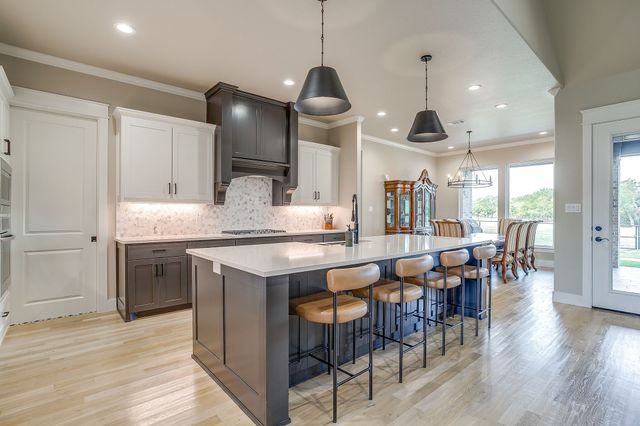 420 Cattlebaron Parc Drive, Fort Worth, TX 76108