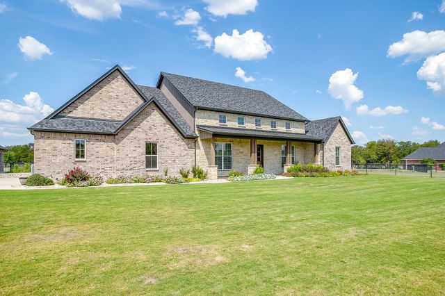 420 Cattlebaron Parc Drive, Fort Worth, TX 76108