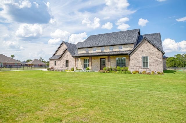 420 Cattlebaron Parc Drive, Fort Worth, TX 76108