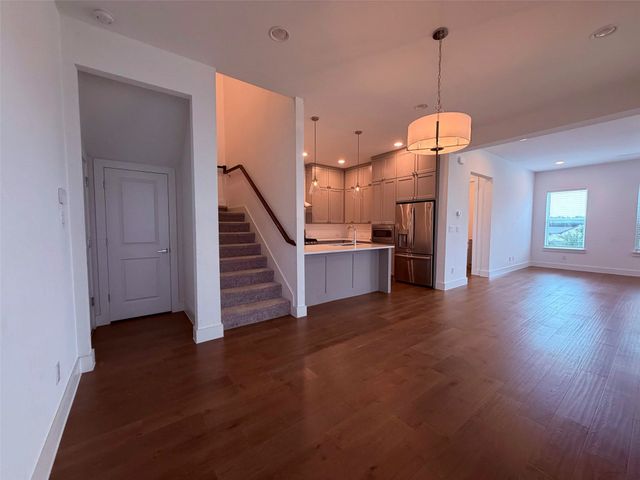 2232 Scenic Bluff Drive, Fort Worth, TX 76111