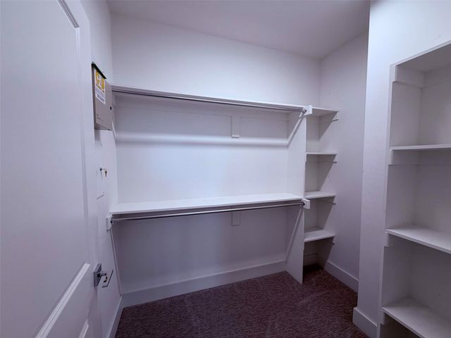2232 Scenic Bluff Drive, Fort Worth, TX 76111