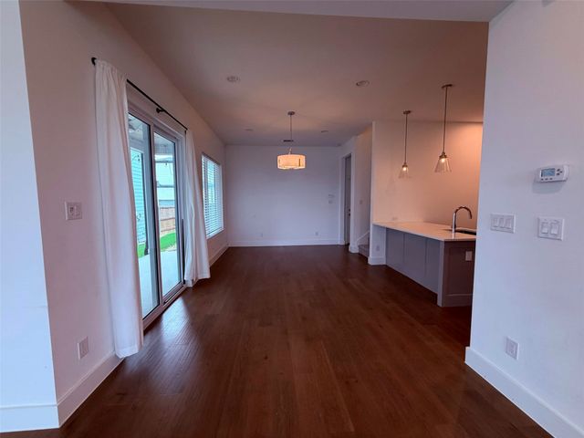 2232 Scenic Bluff Drive, Fort Worth, TX 76111