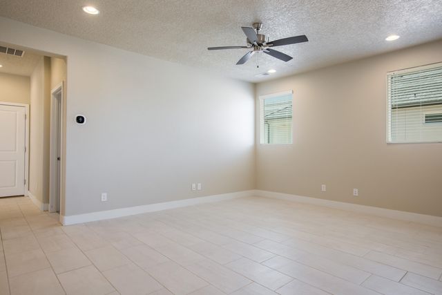 937 Northern Boulevard NE, Rio Rancho, NM 87124