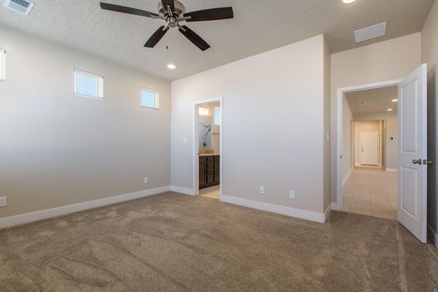 937 Northern Boulevard NE, Rio Rancho, NM 87124