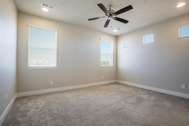 937 Northern Boulevard NE, Rio Rancho, NM 87124