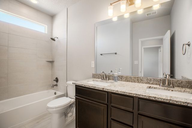 937 Northern Boulevard NE, Rio Rancho, NM 87124