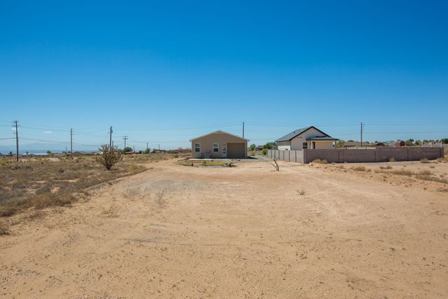 937 Northern Boulevard NE, Rio Rancho, NM 87124