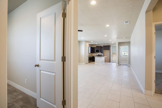 937 Northern Boulevard NE, Rio Rancho, NM 87124