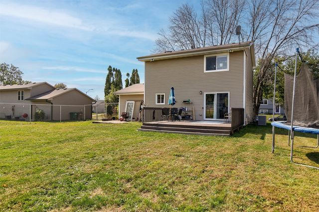 215 19th Avenue SW, Altoona, IA 50009