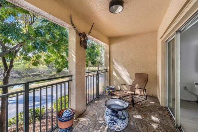 2452 Centergate Drive 203, Miramar, FL 33025