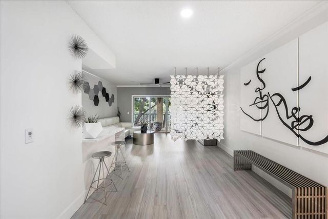 2452 Centergate Drive 203, Miramar, FL 33025