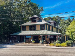 185 Bradford Rd, Bradford Woods, PA 15015