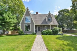 27 Camp St, Abington, MA 02351