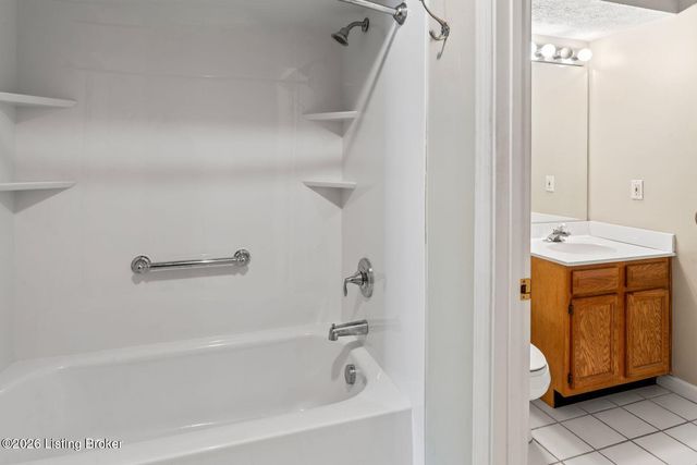 1144 Neon Way, Louisville, KY 40204